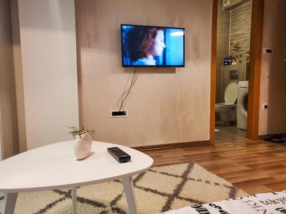 Sleep And Drive Suites Szarajevó Kültér fotó